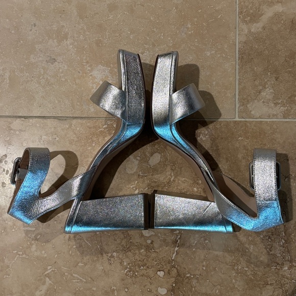 NWOB 27 EDIT NATURALIZER Jaselle Platform- Metallic Leather Silver, size 7.5M - Picture 6 of 15